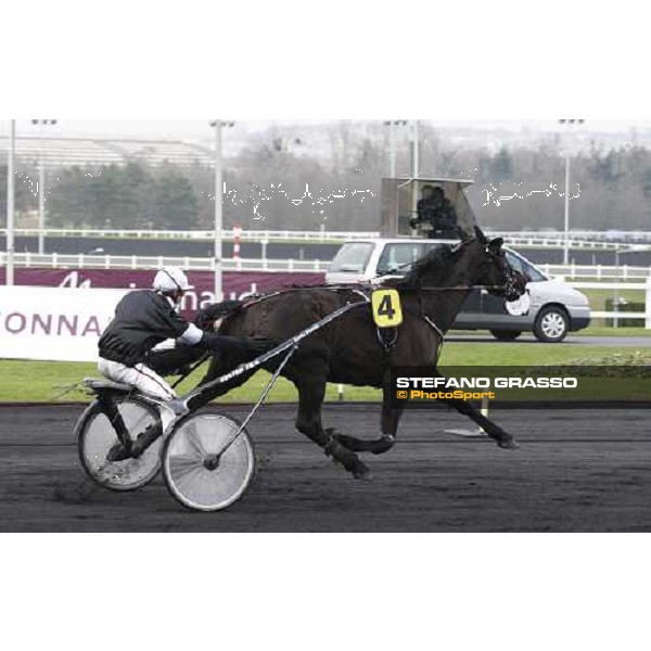 Eric Raffin with Rapid Lebel wins the Prix du Luxembourg Paris-Vincennes, 29th january 2011 ph. Stefano Grasso