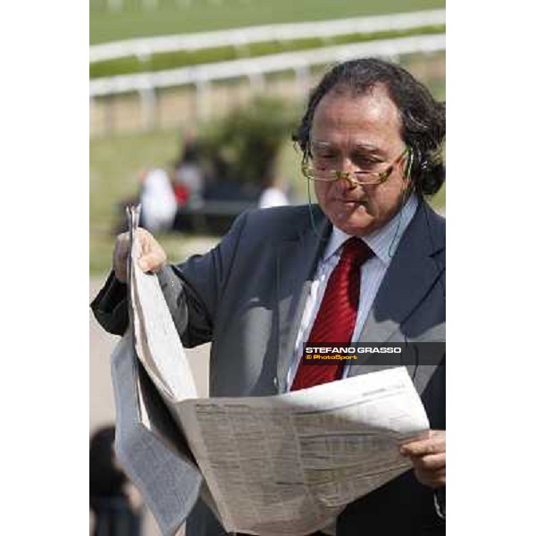 a day at the races - the trainer Riccardi Menichetti Rome - Capannelle racetrack, 10th april 2011 ph.Stefano Grasso