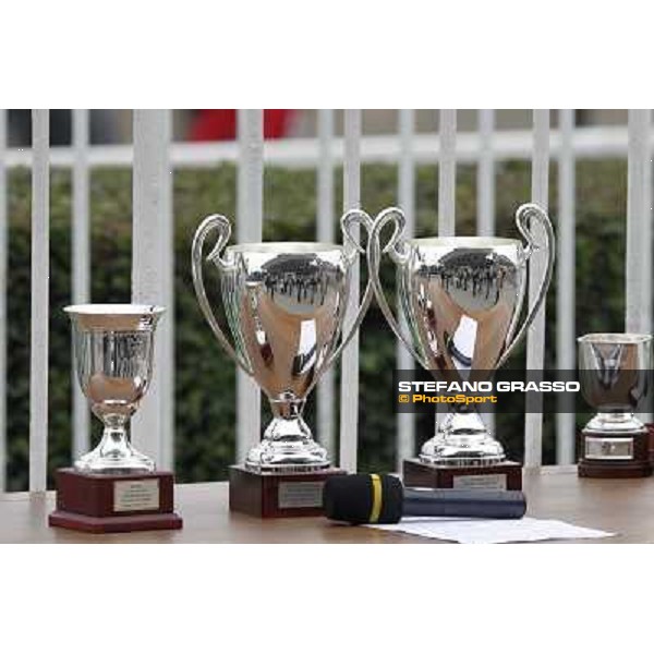 The trophies of Premio Verziere Milano - San Siro racecourse, 13th oct.2012 ph.Stefano Grasso