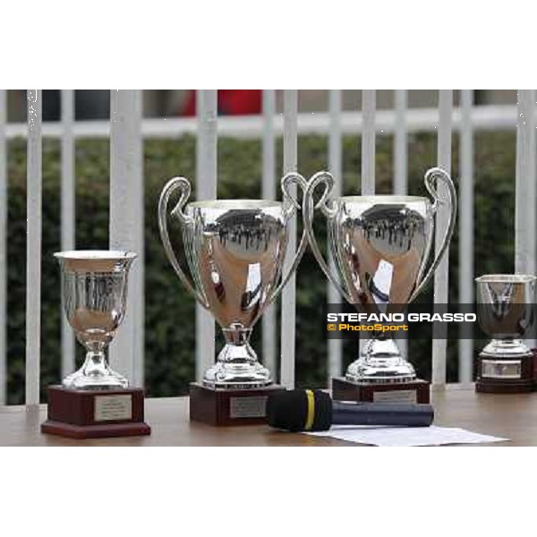 The trophies of Premio Verziere Milano - San Siro racecourse, 13th oct.2012 ph.Stefano Grasso