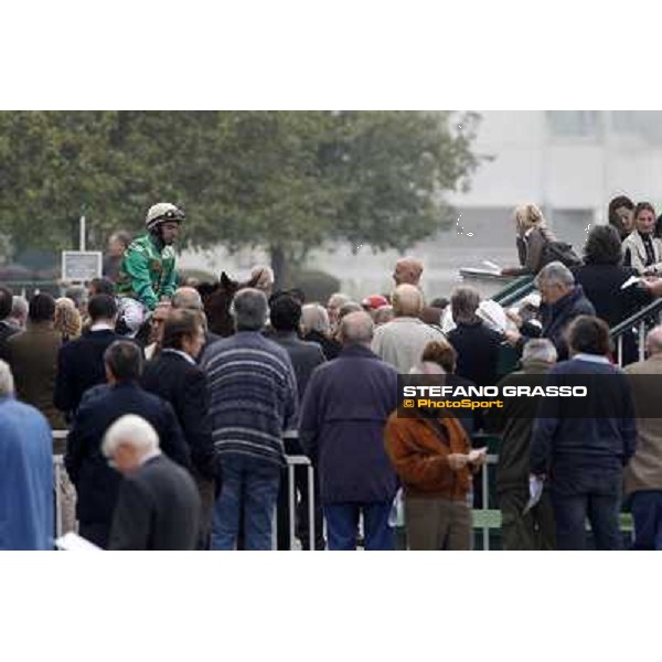 Racegoers at San Siro Milano - San Siro racecourse, 13th oct.2012 ph.Stefano Grasso