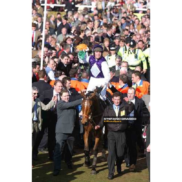 triumph for Barry Geraghty and Kicking King winners of The Totesport Cheltenham Gold Cup Steeple Chase Cheltenham - 4th day - 18th march 2005 ph. Stefano Grasso