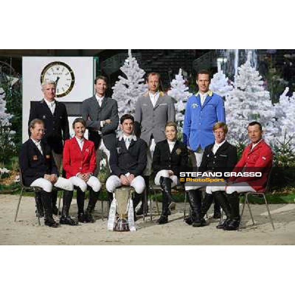 Group photo for the Top 10 riders Top 10 Rolex IJRC Geneve,7th dec.2012 ph.IJRC/StefanoGrasso