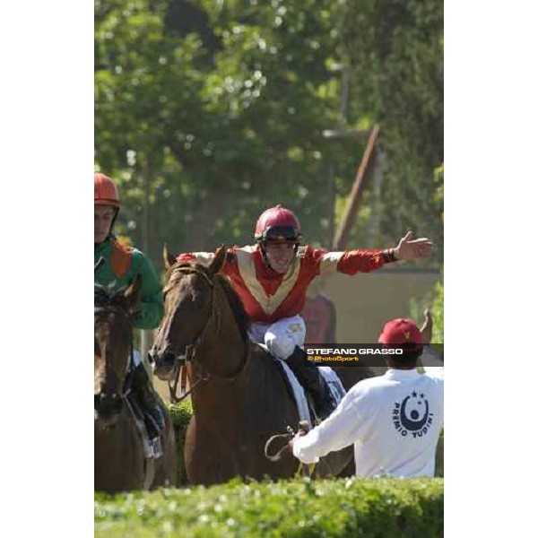Paolo Aragoni on St Paul House winner of Premio Tudini at Rome Capannelle Derby Day Rome, 22th may 2005 ph. Stefano Grasso