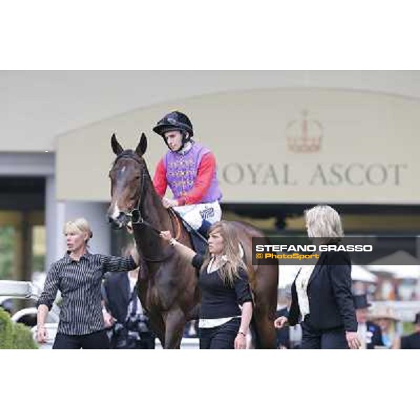 Royal Ascot -Third Day - Ladies Day Ryan Moore and Estimate,owned by the Queen, win the Gold Cup Ascot - Royal Ascot,20th june 2013 ph.Stefano Grasso