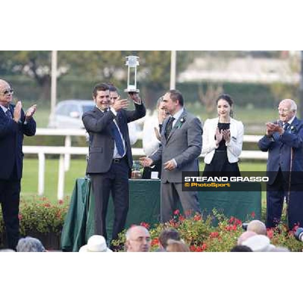Dario Vargiu and Priore Philip win the Premio Vittorio di Capua Milano,San Siro racecourse,28th sept.2014 ph.Stefano Grasso/Trenno