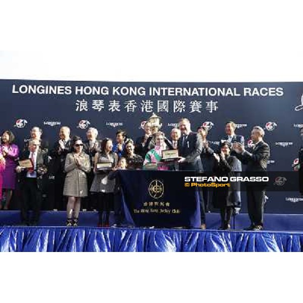 Zac Purton on Aerovelocity wins the Longines Hong Kong Sprint Hong Kong,12/12/2014 ph.Stefano Grasso